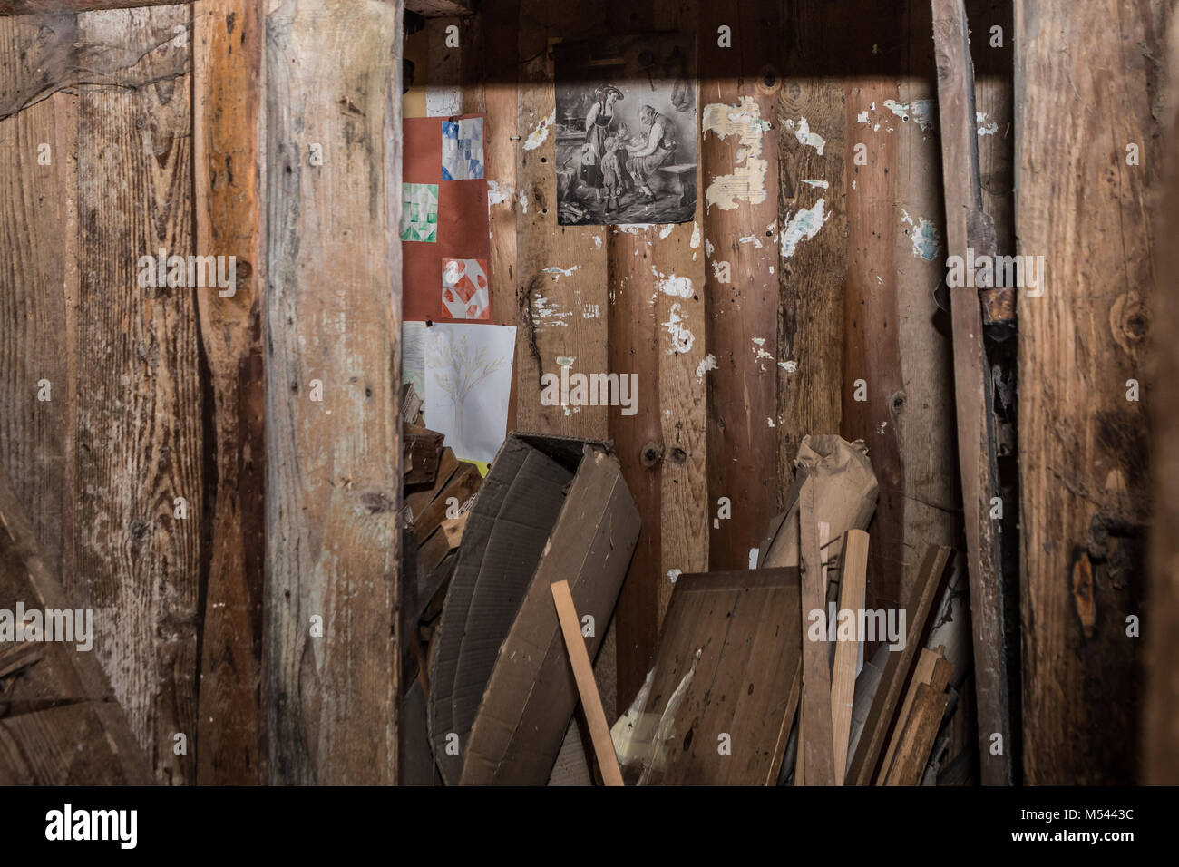 Alte Zimmer im verlassenen Haus - verlorene Ort Stockfoto