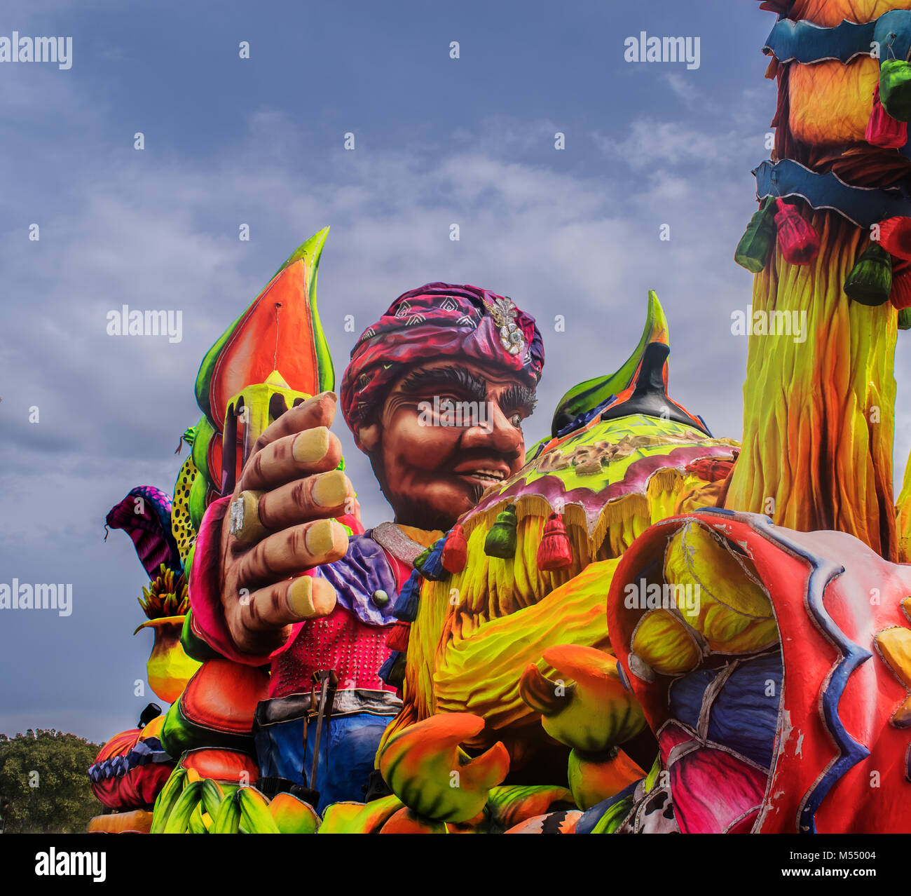 Karneval float malta Fotos und Bildmaterial in hoher Auflösung Alamy