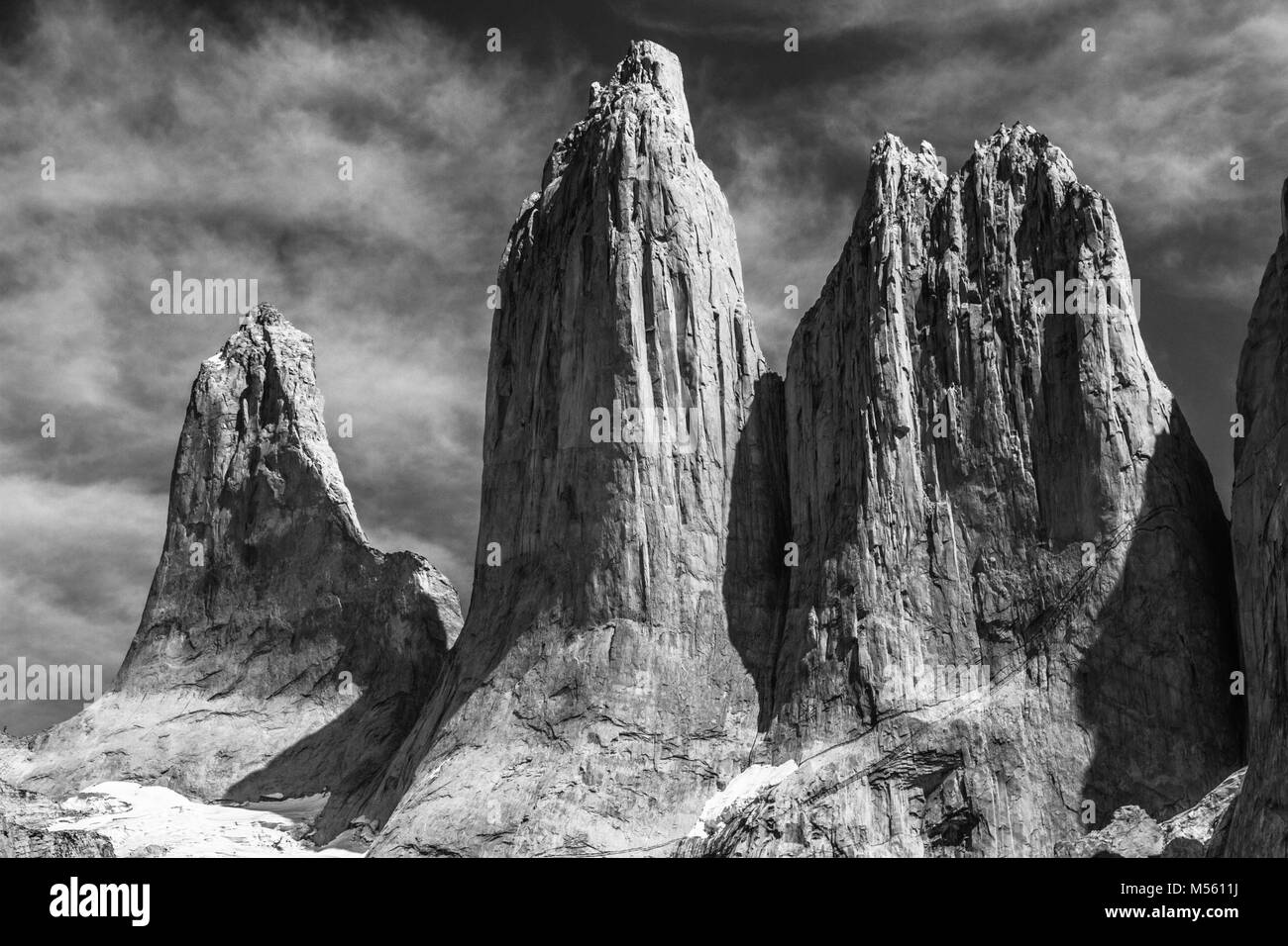 Die berühmten drei Granit Türme von Torres del Paine Nationalpark, vom Mirador Torres Del Paine getroffen Stockfoto