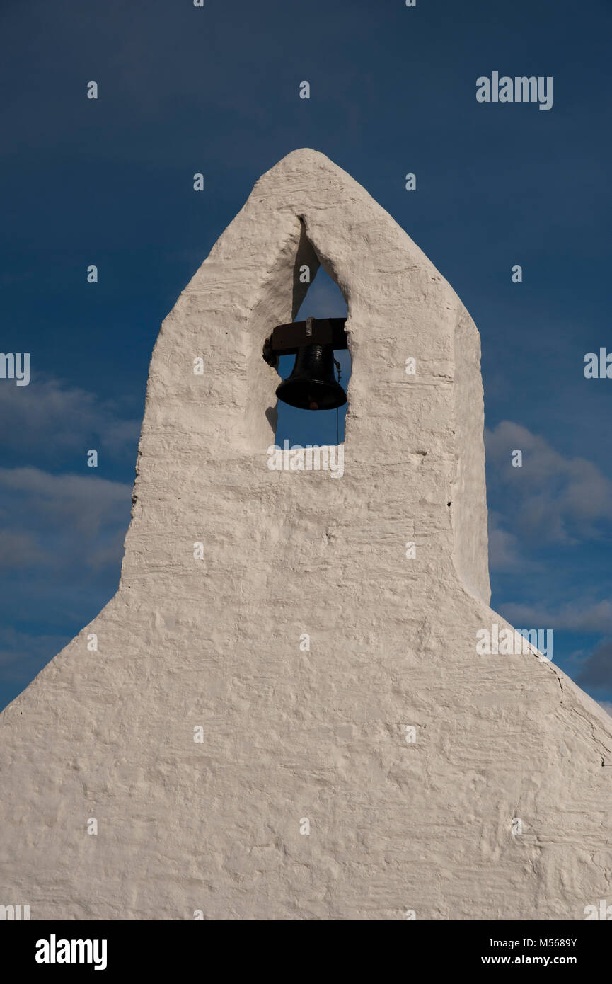 Die Kirche in Mwnt stammt aus den frühen 1400er Jahren, befindet sich auf dem Gelände eines alten keltischen Kirche, von wo aus die Pilger von links nach Bardsey Island o zu reisen Stockfoto