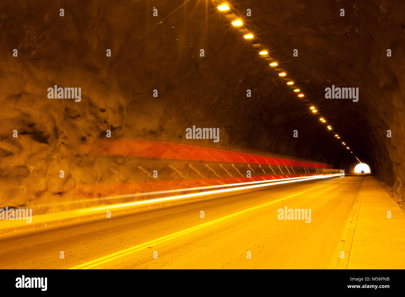 Verkehr auf einen Tunnel in Chile Stockfoto