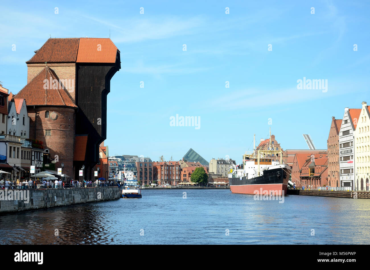 Kran tor -Fotos und -Bildmaterial in hoher Auflösung – Alamy