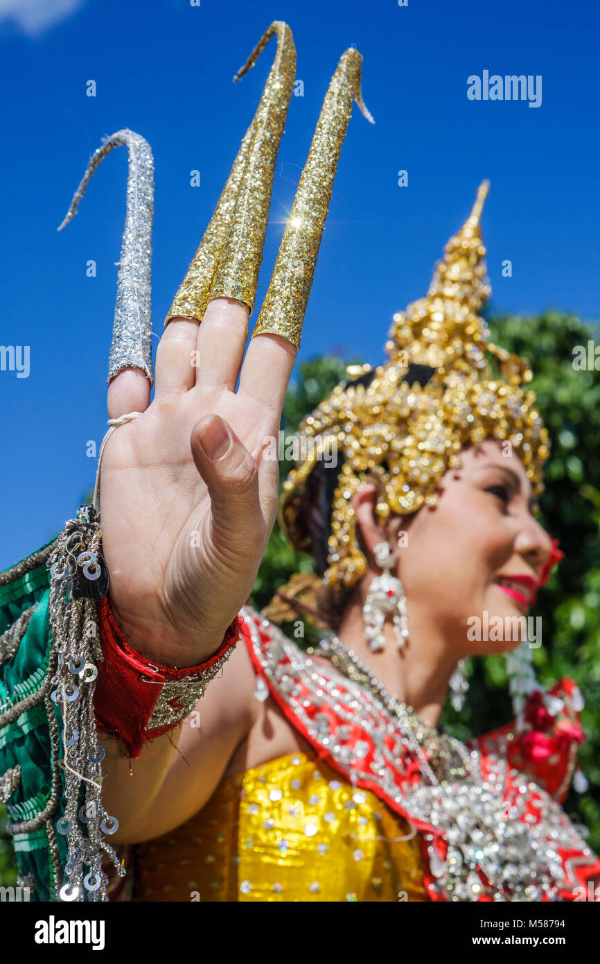Miami Florida, Homestead, Redlands, Fruit and Spice Park, Asian Culture Festival, Festivals, Feier, Messe, Manorah Thai Dancer, Thailand, Volkskunst, Stockfoto