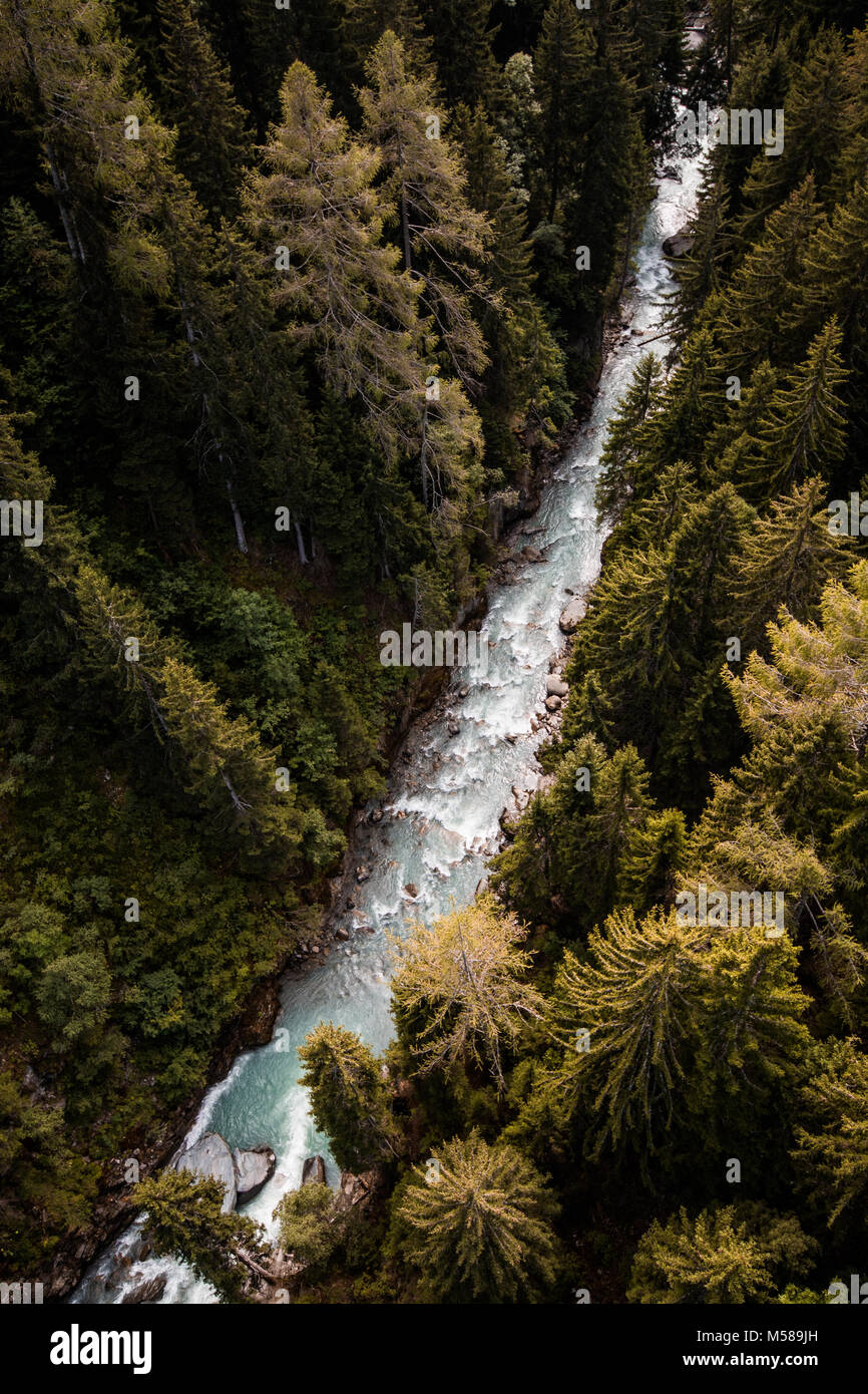 Arial Aufnahmen in der Schweiz unterwegs Stockfoto