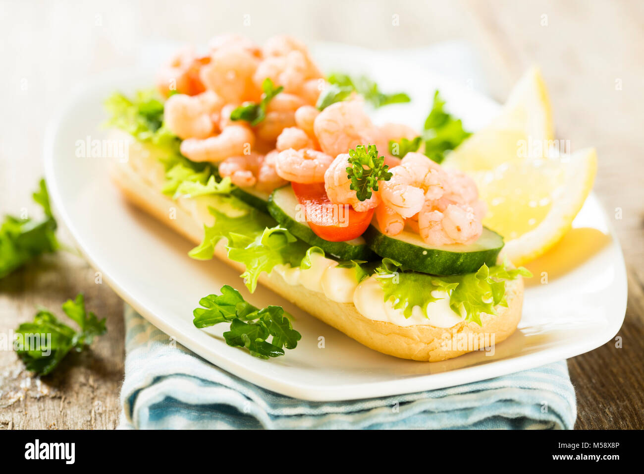 Garnelen sandwich -Fotos und -Bildmaterial in hoher Auflösung – Alamy Garnelen sandwich -Fotos und -Bildmaterial in hoher Auflösung – Alamy