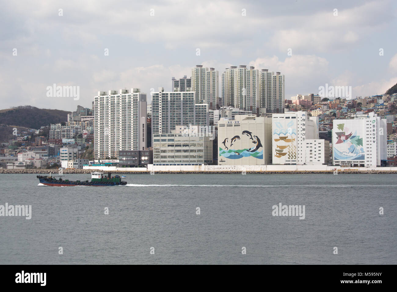 Busan, Südkorea - 24. März 2016: Busan, Ansicht vom Meer auf einer Stadt Stockfoto