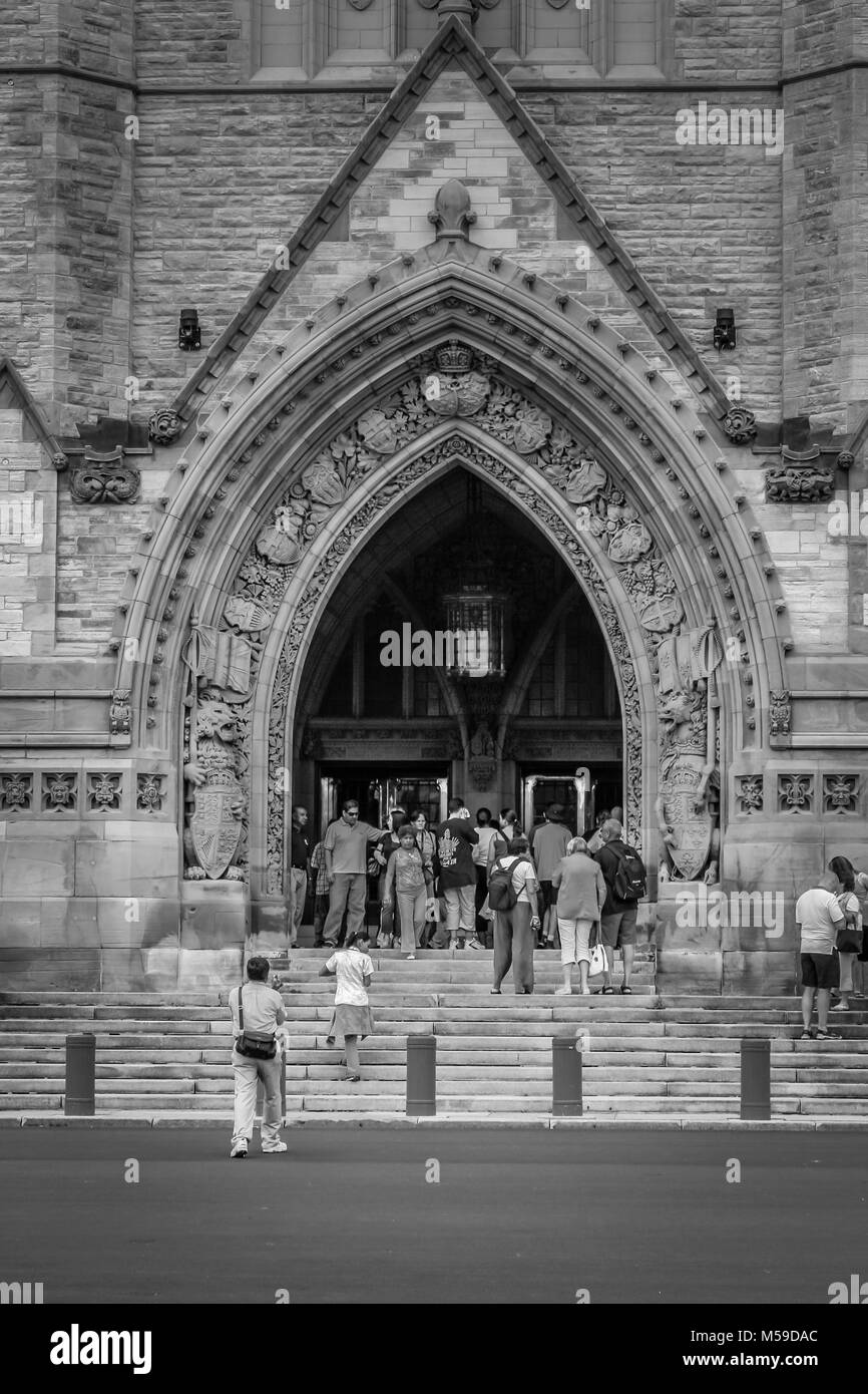 Haupttor des Parliament Hill, Ottawa, Kanada - das Parlament der Regierung von Kanada Stockfoto