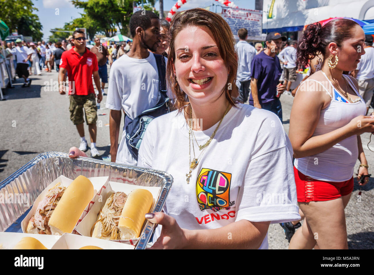 Miami Florida, Little Havana, Calle Ocho, Calle Ocho Festival, Festivals, Feier, Messe, Carnaval Miami, Hispanic Latino ethnischen Einwanderer Stockfoto