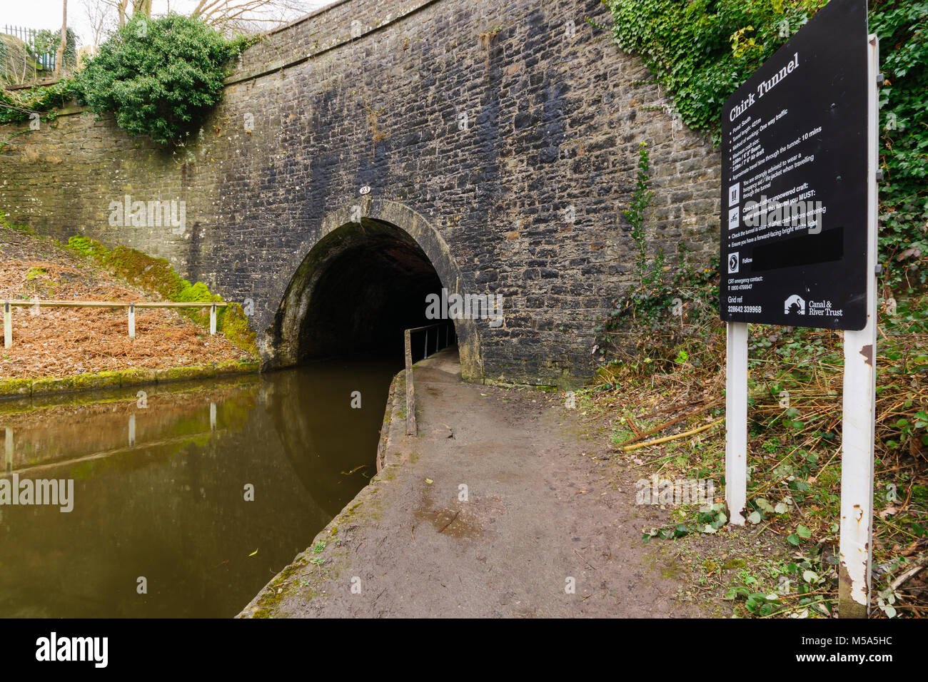 Die chirk Kanal Tunnel im Jahre 1801 erbaut und von William Jessop und Thomas Telford konzipiert Stockfoto