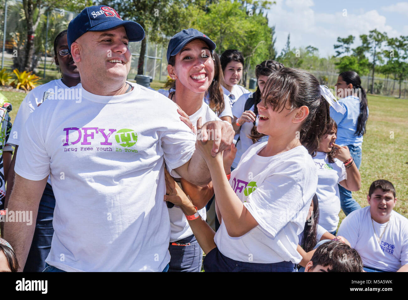 Miami Florida, Metrozoo, Zoo, Drug Free Fest, Drug Free Youth in Town DFYIT Club, Anti-Suchtprogramm gemeinnützige Organisation, Ausflug, Hispanic Latin L. Stockfoto