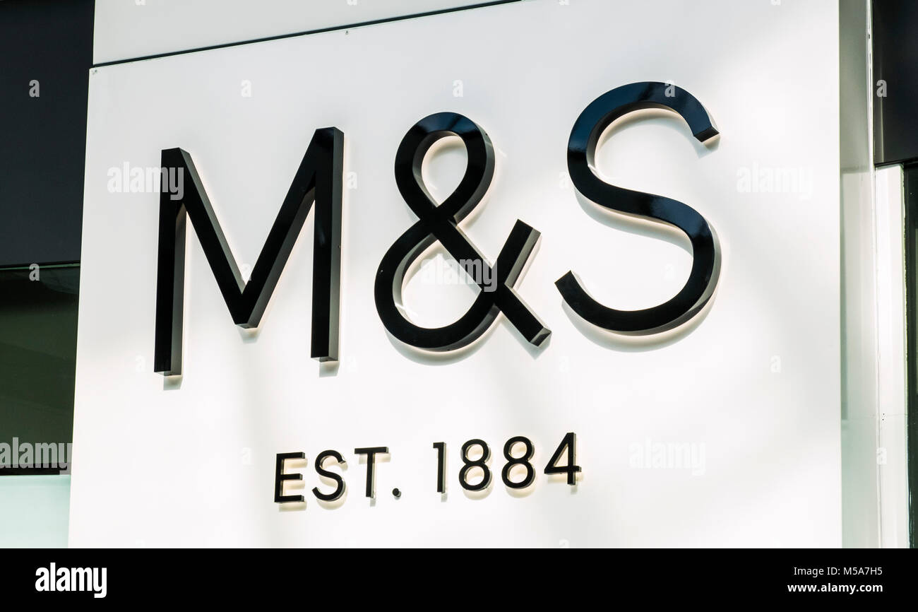 M&S/Marks und Spencer Store anmelden Logo, Großbritannien Stockfoto