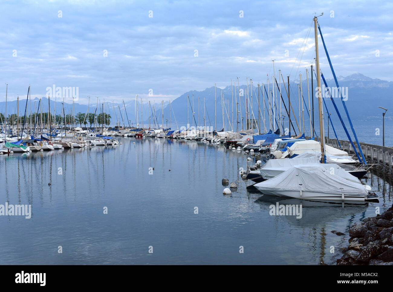 Hafen Ouchy am Genfer See in Lausanne, Schweiz Stockfoto