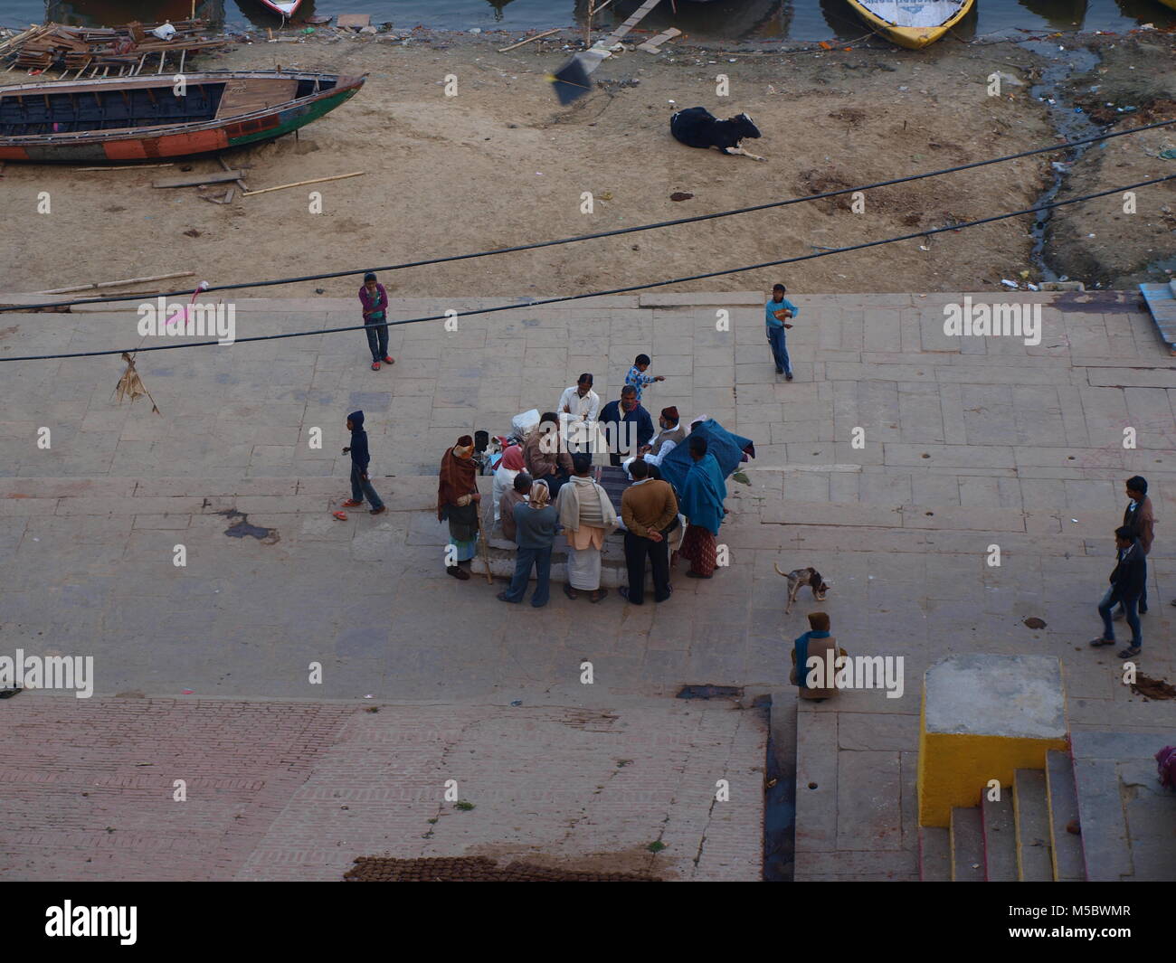 In Varanasi Masse Stockfoto
