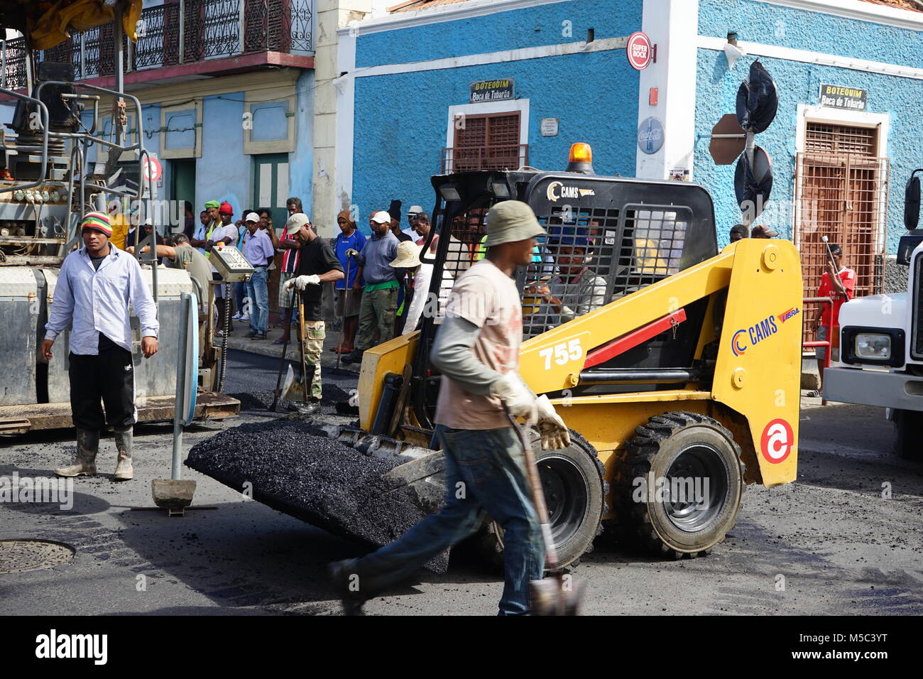 Straßenarbeiten, Midelo, Sao Vicente, Kap Verde Stockfoto