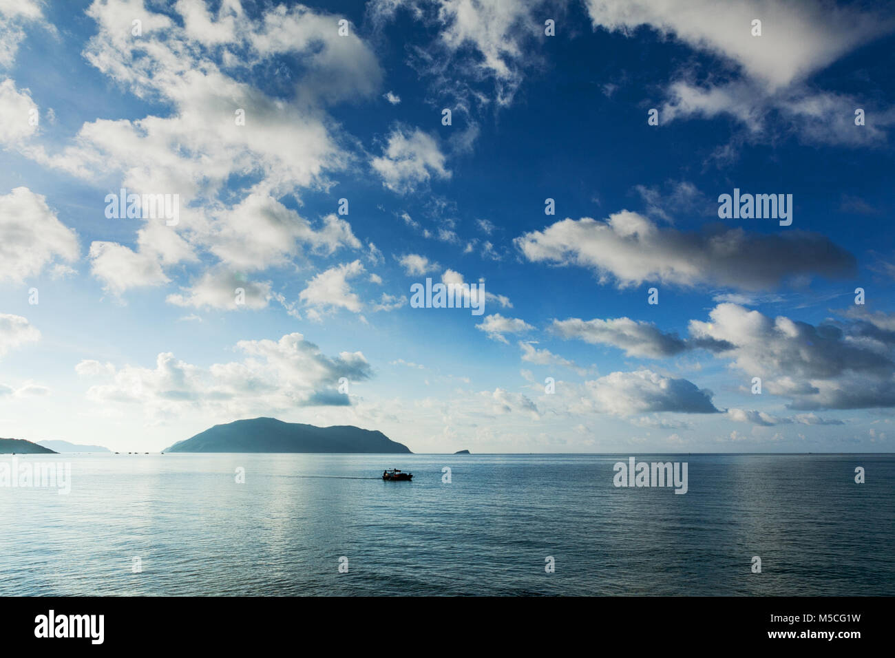 Dat Con Dao Doc Strand, Insel, Ba Ria Vung Tau, Vietnam. . Panorama vom schönen Strand Stockfoto