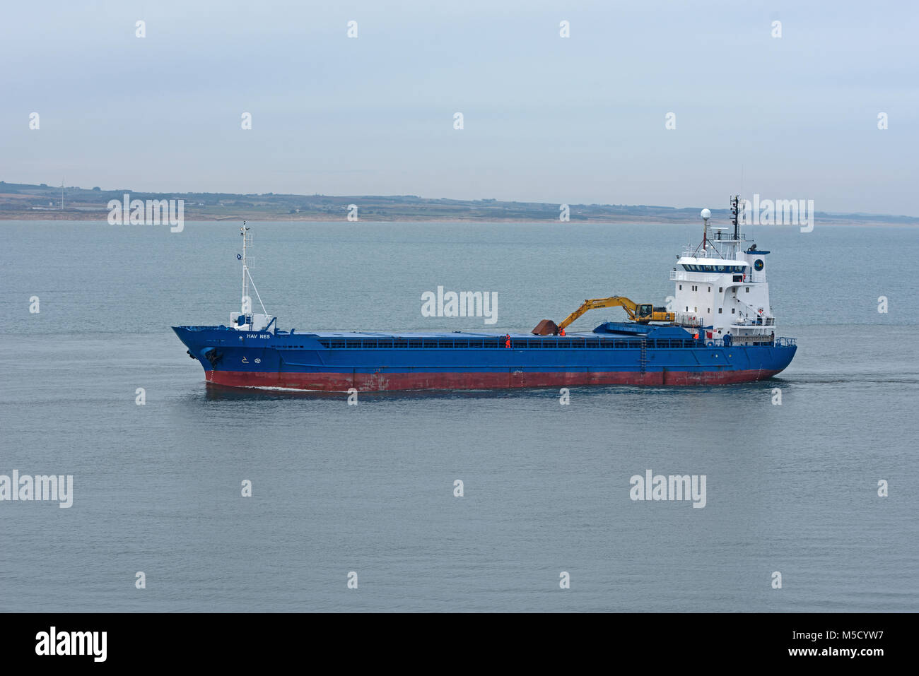 Die färöischen General Cargo Schiff, auf ihren Ansatz in der Aberdeen aus der Nordsee Stockfoto