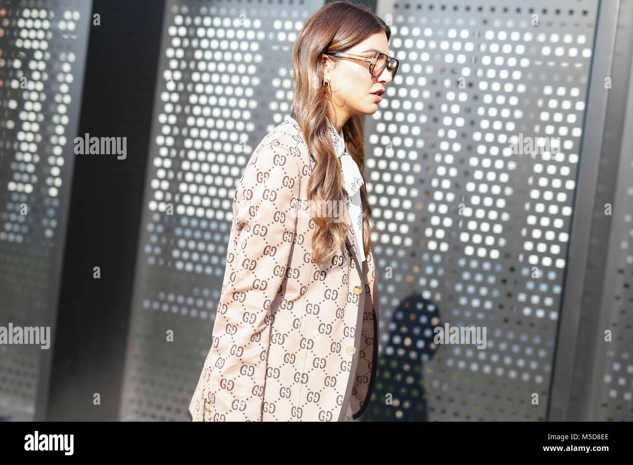 Blogger Negin Mirsalehi Teilnahme an der Gucci show in Mailand auf der Modewoche - Mar 21, 2018 - Foto: Start- und Landebahn Manhattan/Michael Ip*** Für die redaktionelle Nutzung nur*** | Verwendung weltweit Stockfoto