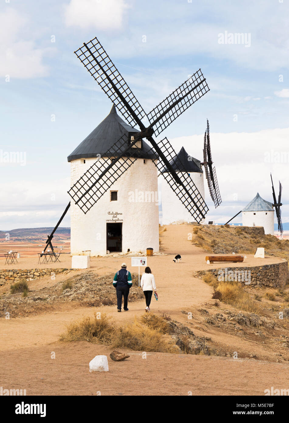 Windmühlen, Consuegra, Provinz Toledo, Kastilien-La Mancha, Spanien. Stockfoto