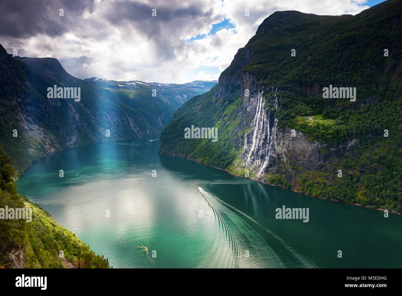 Sieben Schwestern Wasserfall in den Geiranger Stockfotografie Alamy