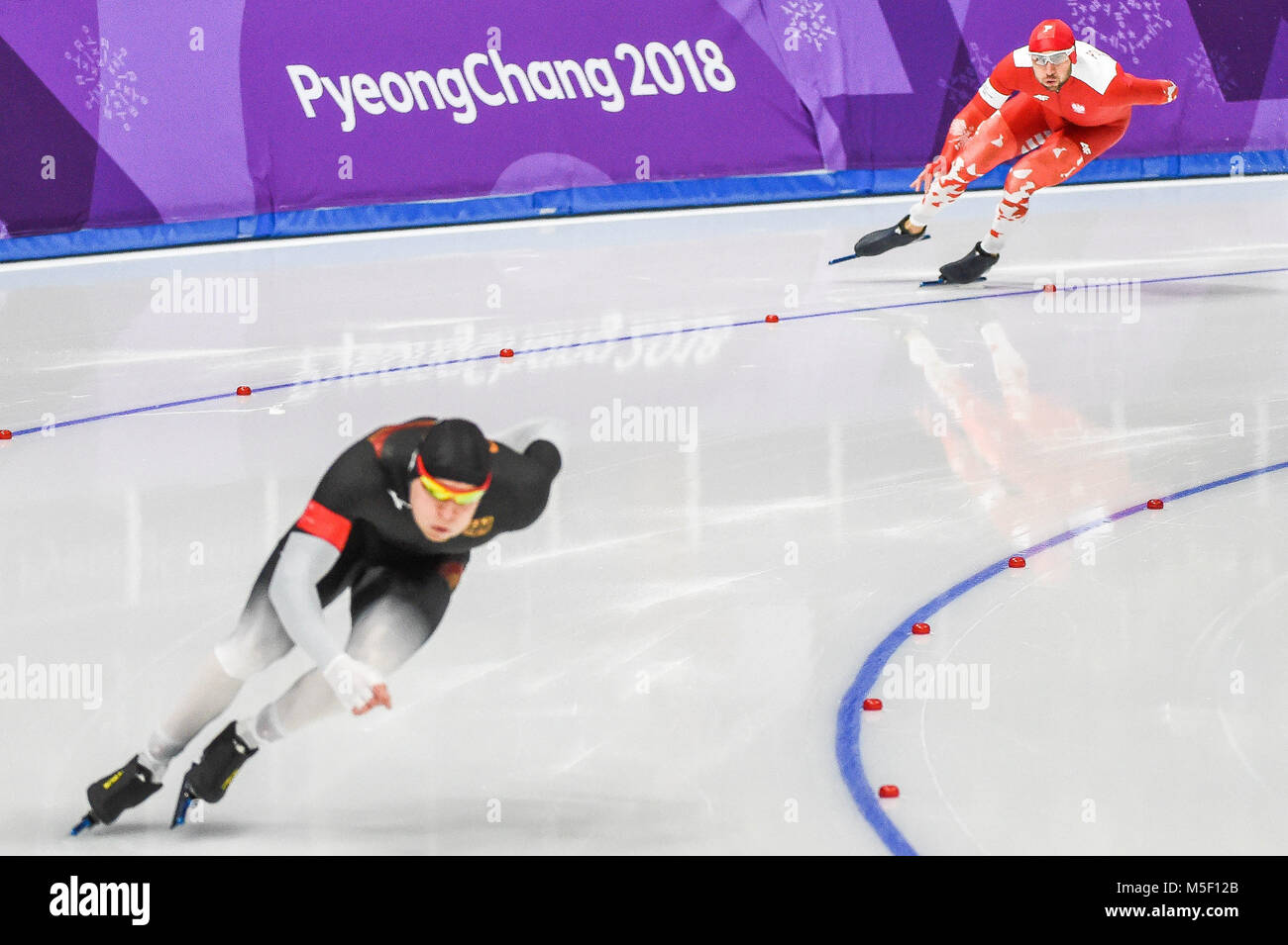 Februar 23, 2018: Konrad Niedzwiedzki von Polen und Nico Ihle von Deutschland auf 1000 Meter bei Olympischen Winterspielen speedskating, Gangneung Südkorea. Ulrik Pedersen/CSM Stockfoto