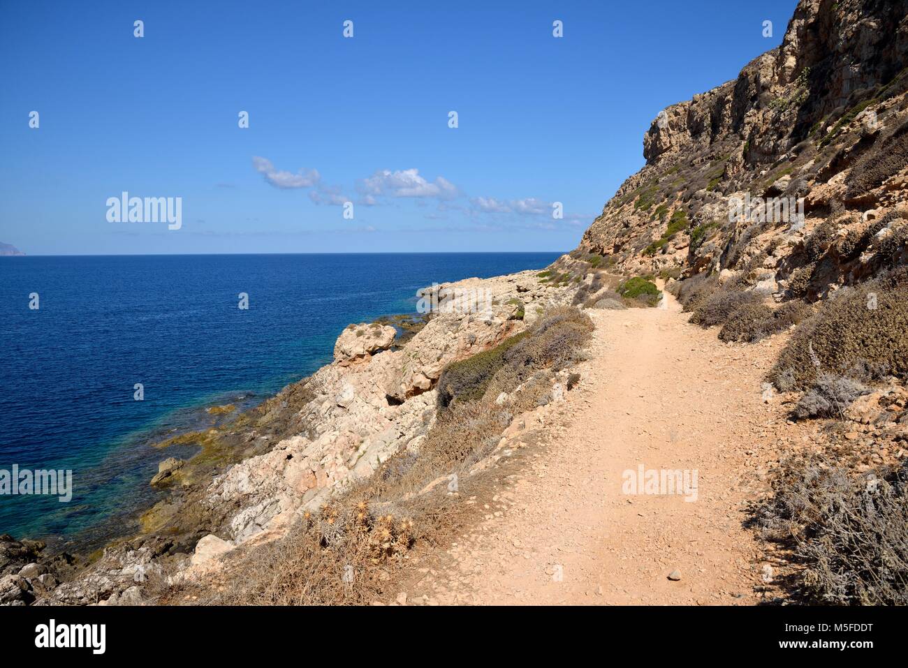 Wanderweg, Levanzo, Ägadischen Inseln, Sizilien, Italien Stockfoto