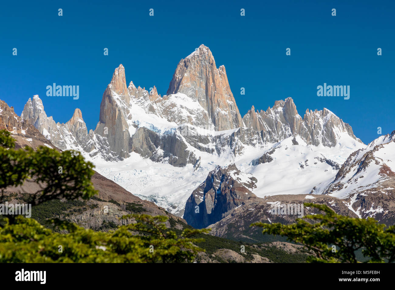 Mt. Fitz Roy 3405 m; Patagonien, Argentinien Stockfoto