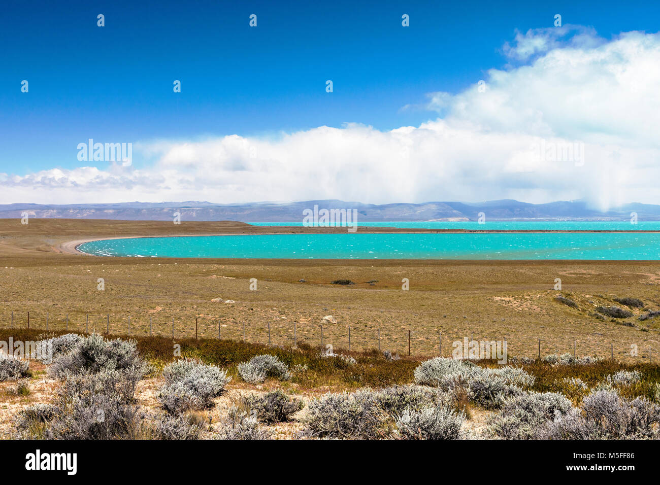 Eiszeit farbige Wasser des Lago Argentino, Patagonien, Argentinien Stockfoto