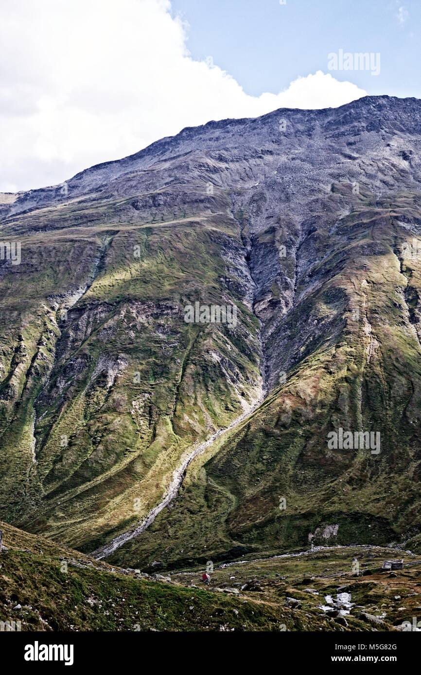 Gully Erosion an Berghängen Sustenpass Schweiz Stockfoto