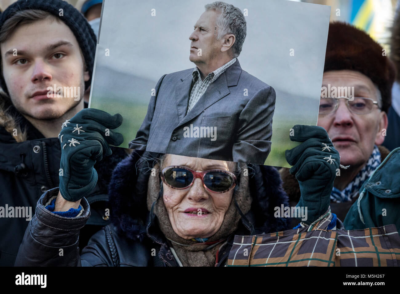 Ldpr leader vladimir zhirinovsky center Fotos und Bildmaterial in