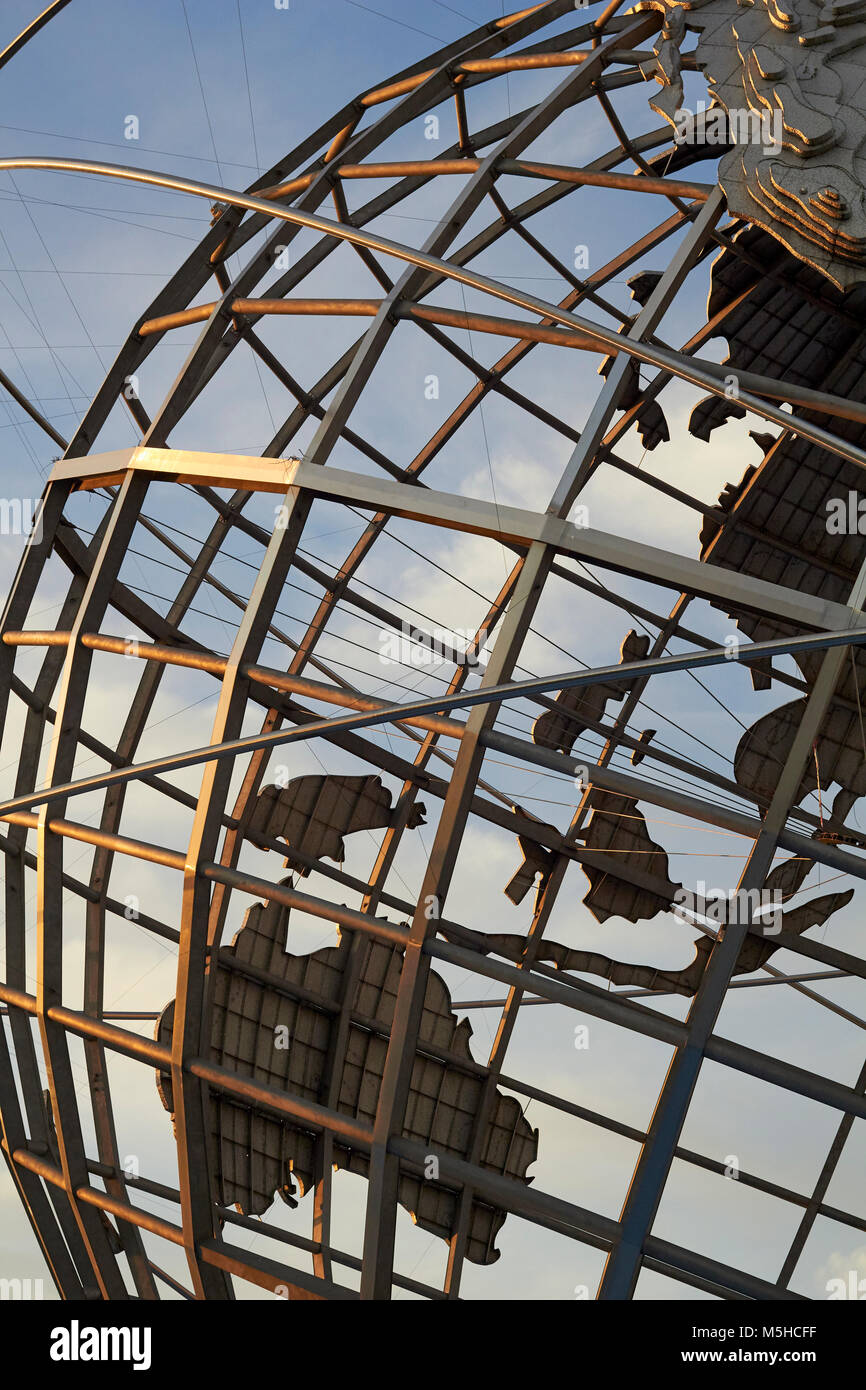 Die Unisphere, Flushing Meadows-Corona Park, Queens, New York, USA. Eine ikonische Monument im Stadtteil Queens, New York City, NY. entfernt Stockfoto