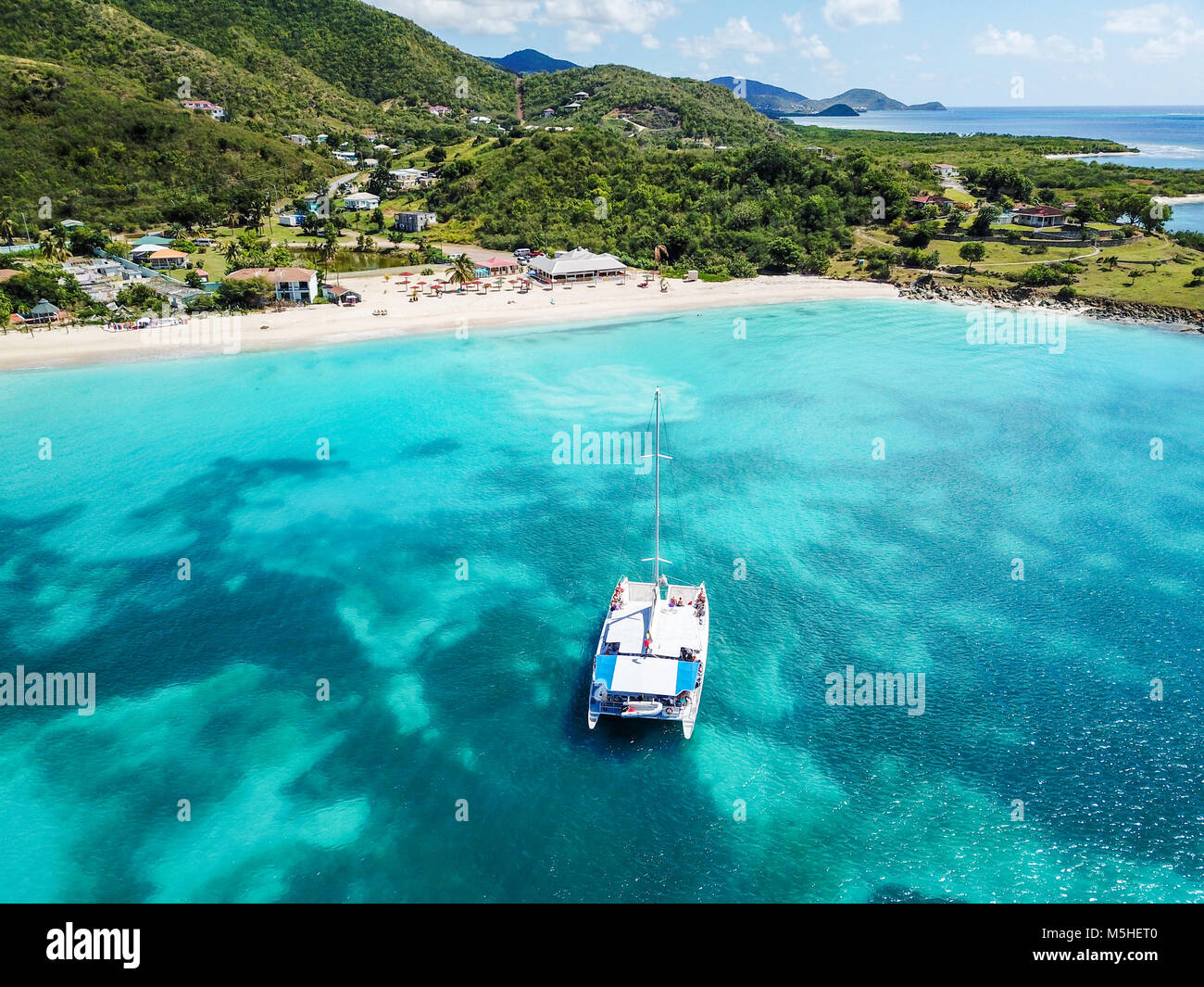 Mystic Kreuzfahrten touristische Katamaran, Turner's Restaurant, Turner's Beach, Picarts Bay, Antigua Stockfoto