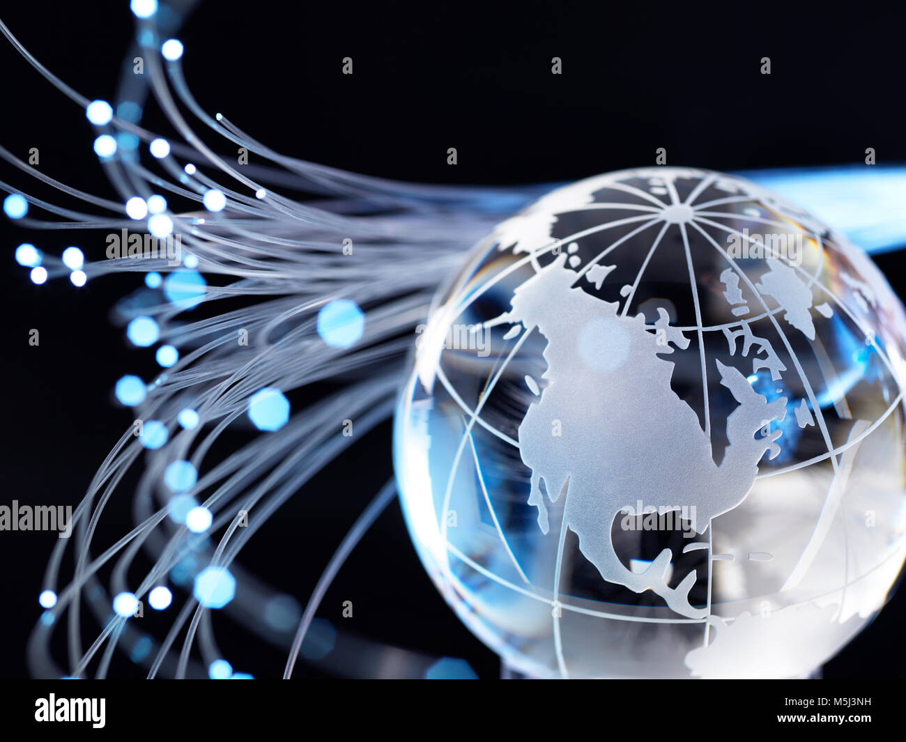 Kugel und Fiber Optics, schwarzer Hintergrund Stockfoto