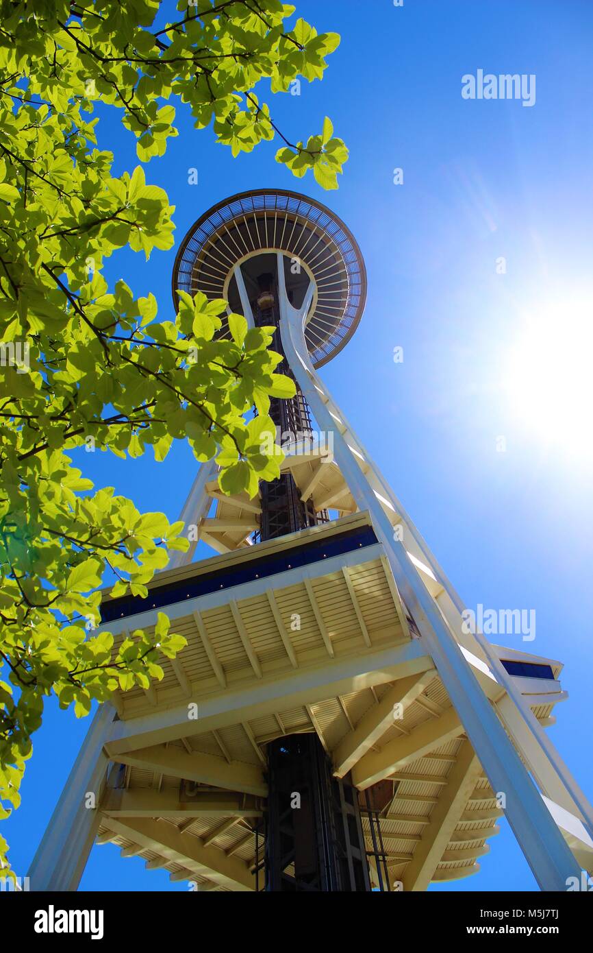 Blick von der Unterseite des Seattle Space Needle. Stockfoto