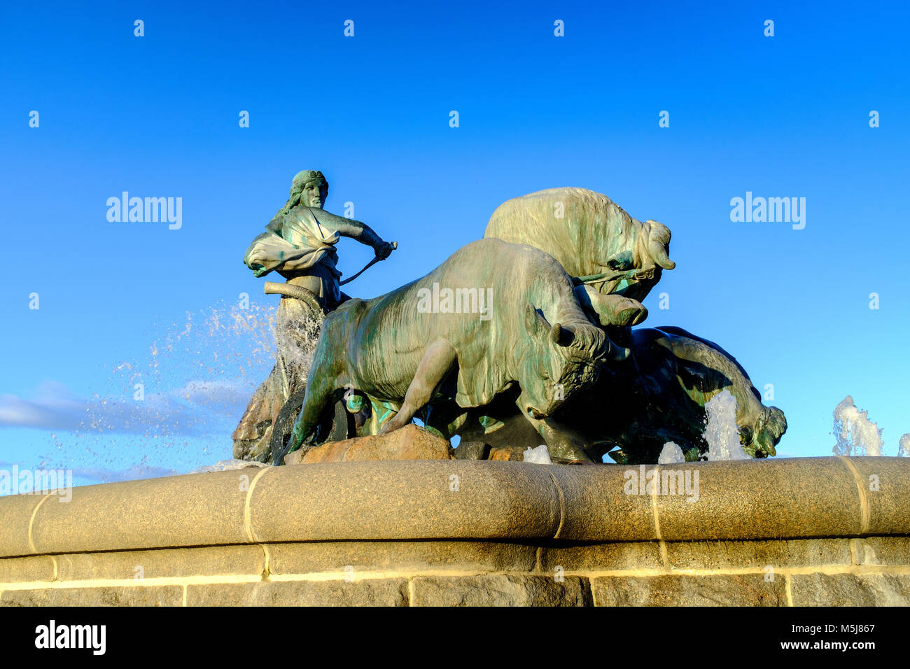 Kopenhagen, Seeland Region/DÄNEMARK - 2017/07/26: Statue und Brunnen der nordischen Göttin Gefion im Stadtzentrum Stockfoto