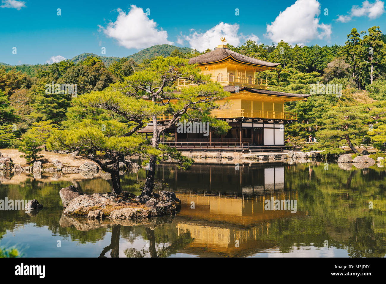 Kinkakuji Tempel detail (Goldener Pavillon) in Kyoto, Japan Stockfoto