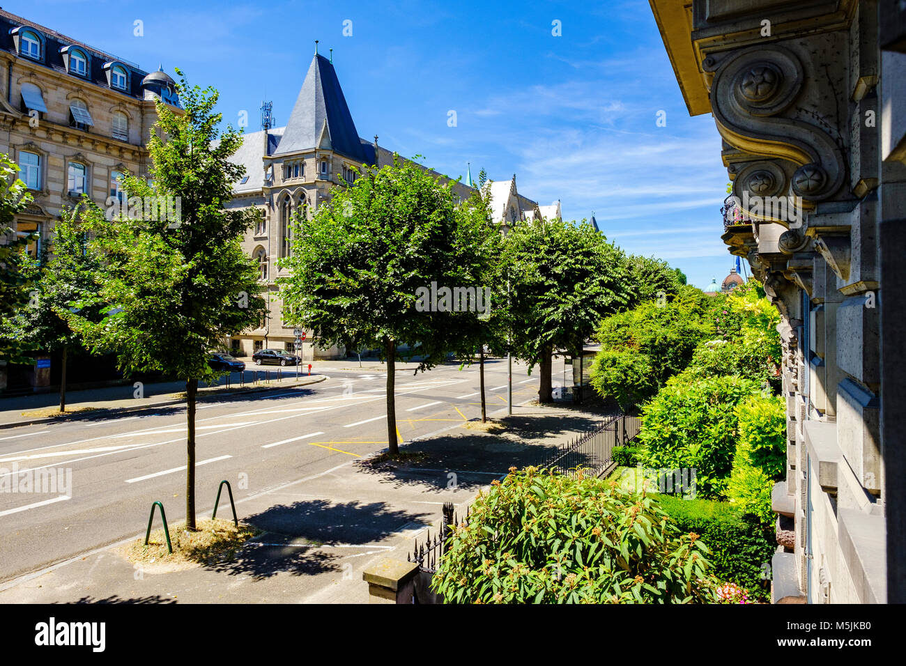 Leer Avenue de la Liberté im Sommer, Neustadt, Straßburg, Elsass, Frankreich, Europa, Stockfoto