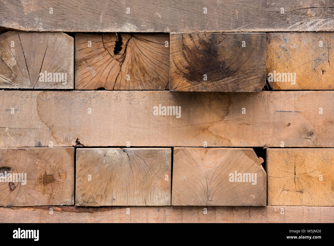 Rechteckige Holzstücke Stockfoto