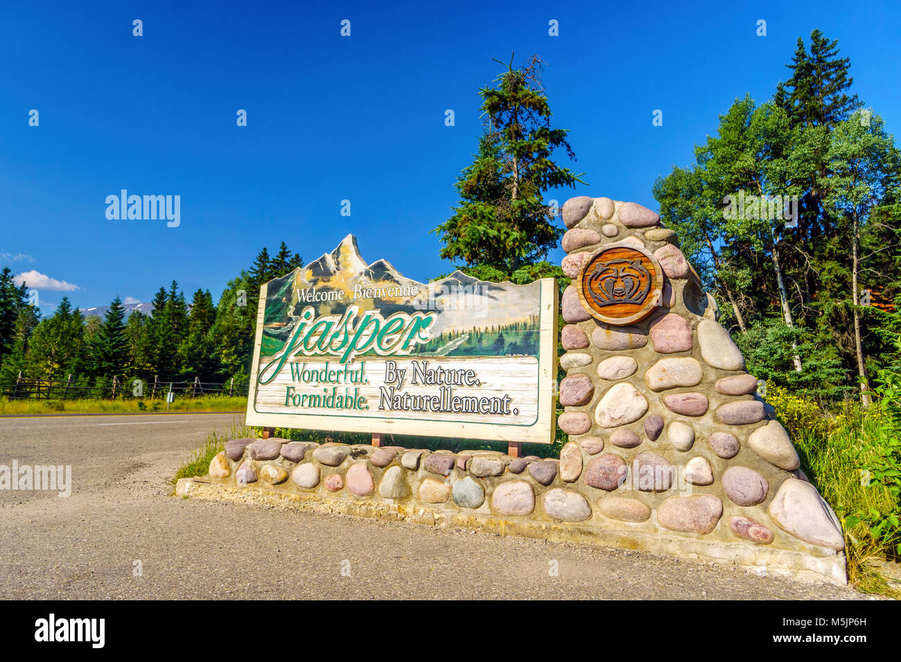 Einladendes Zeichen der Stadt, Jasper, Alberta, Kanada Stockfoto