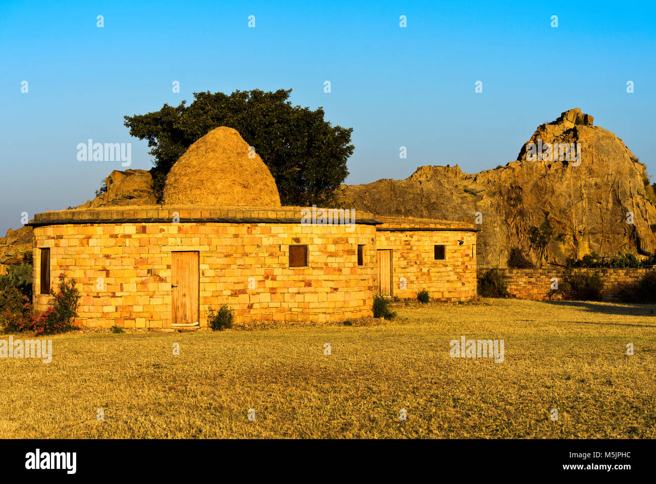 Bungalow des Gheralta Lodge, Hawzen, Tigray Region, Äthiopien Stockfoto