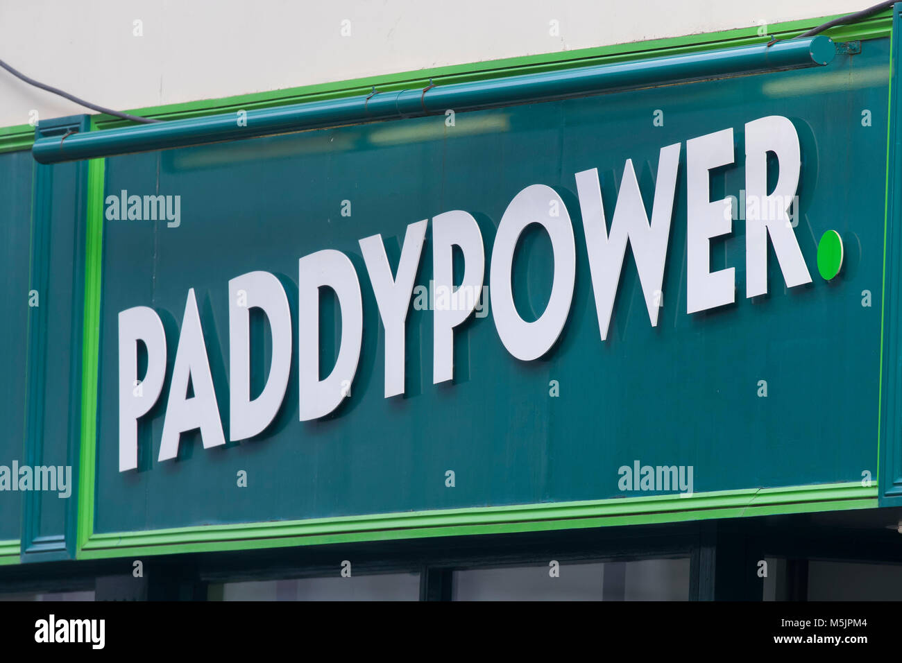 Paddy Power Buchmacher wetten Shop Shop anmelden Logo. Stockfoto