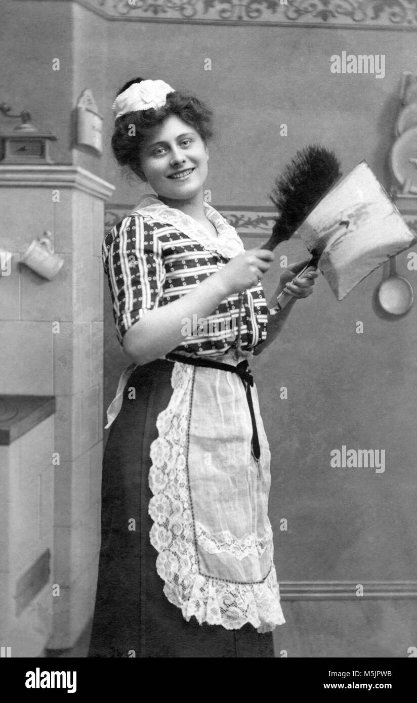 Hausmädchen, Putzfrau, 1910 s, Deutschland Stockfoto