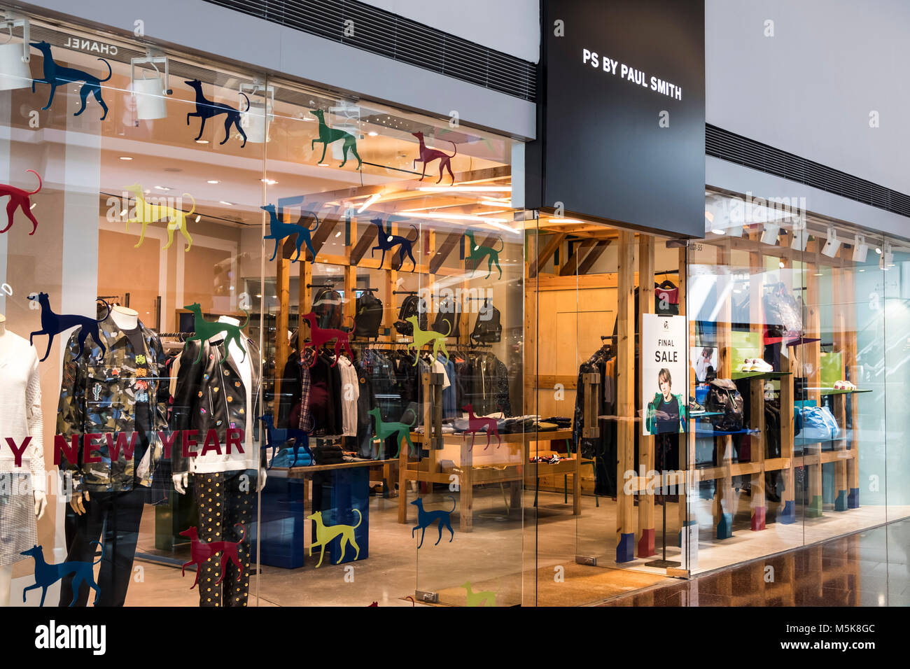 Hongkong - April 4, 2019: PS VON PAUL SMITH Store in Hongkong. Stockfoto