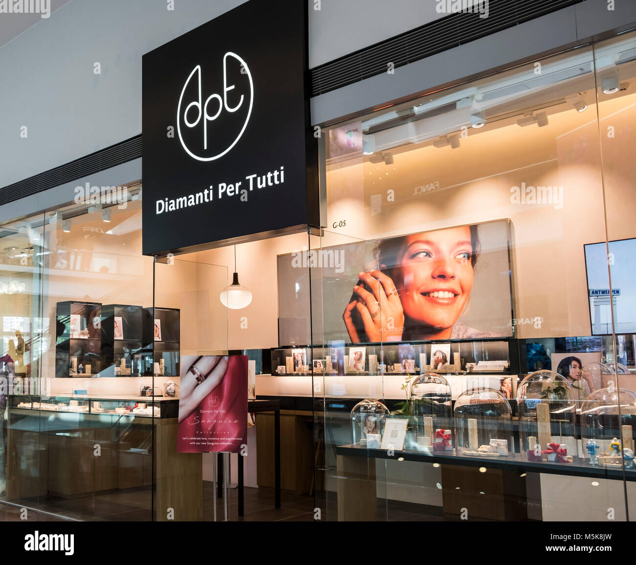 Hongkong - April 4, 2019: Diamanti Per Tutti Store in Hongkong. Stockfoto