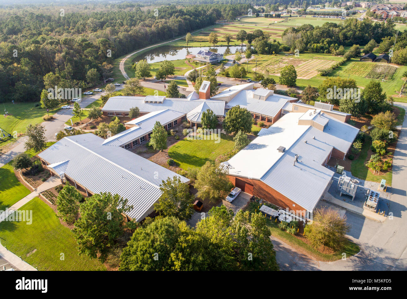 Luftbild mit Blick auf die akademische Gebäude an der Universität von Georgia Tifton Campus, Costal Plains, Campus. Stockfoto
