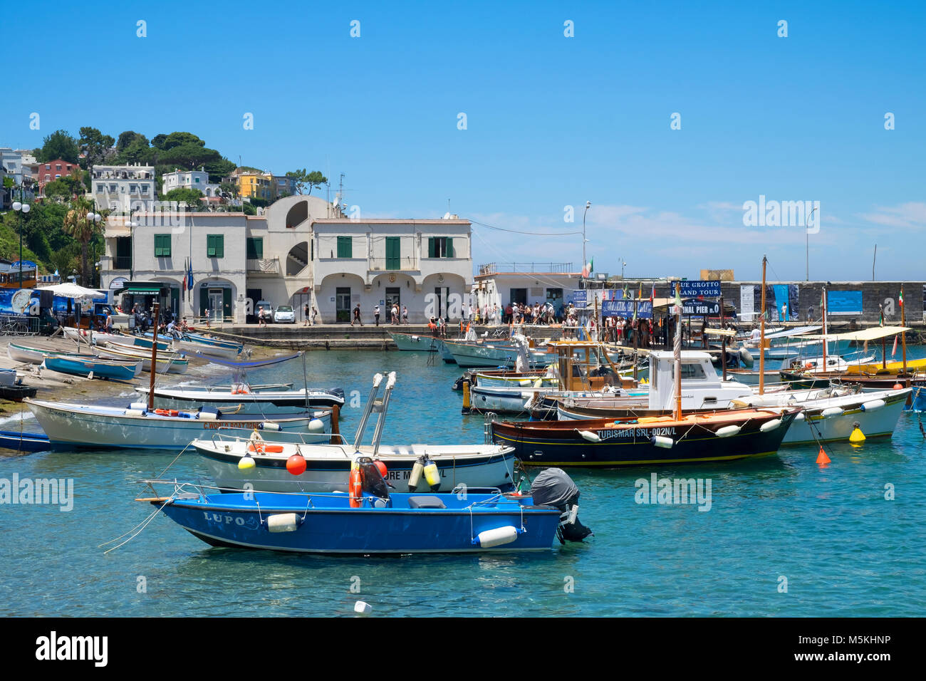 Fischerboote Marina Grande auf Capri, Italien Stockfoto