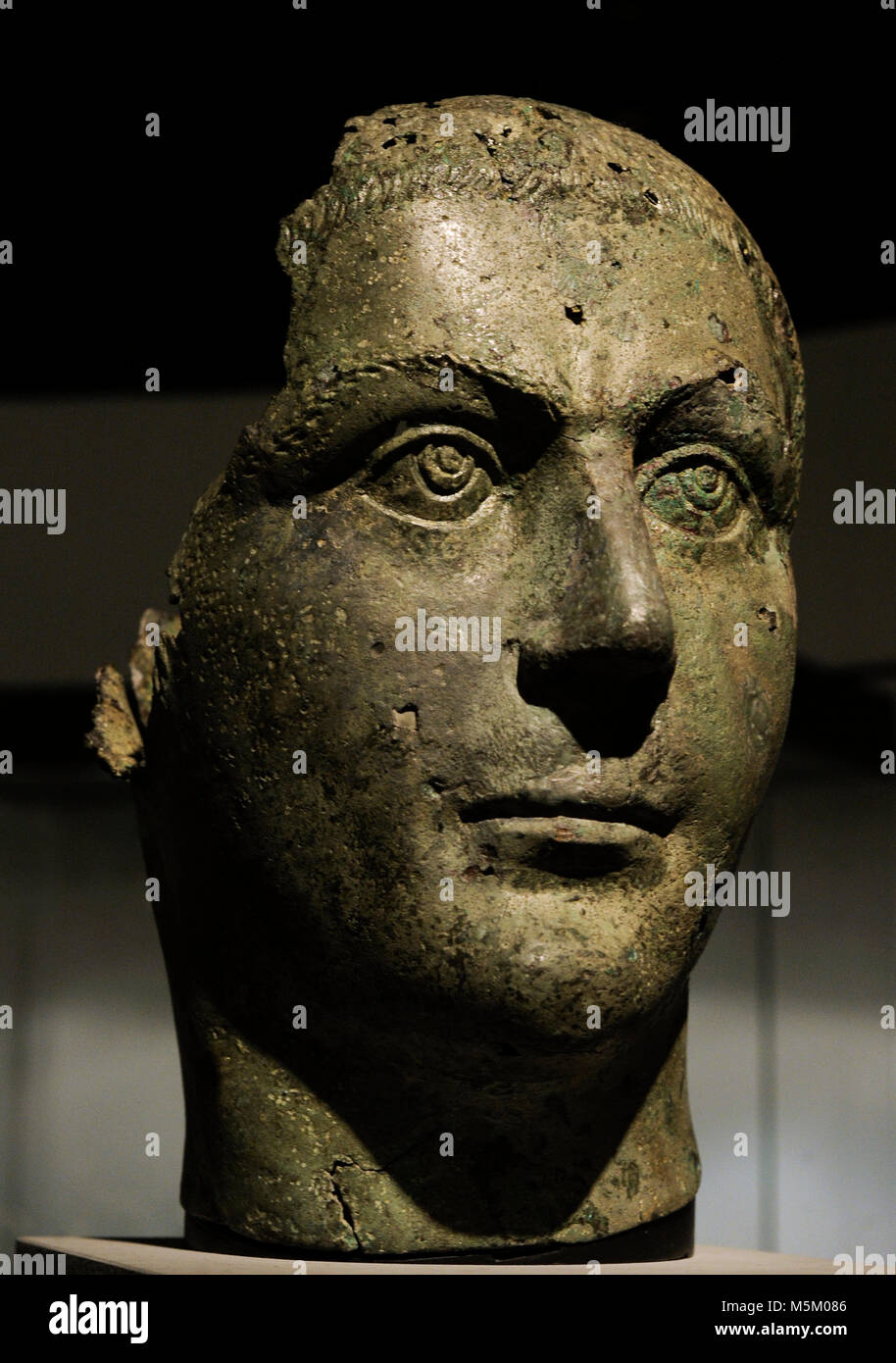 Gordian III (225-244). Römische Kaiser. Büste in Bronze wahrscheinlich von Gordian III. Römisch-germanisches Museum. Köln. Deutschland. Stockfoto