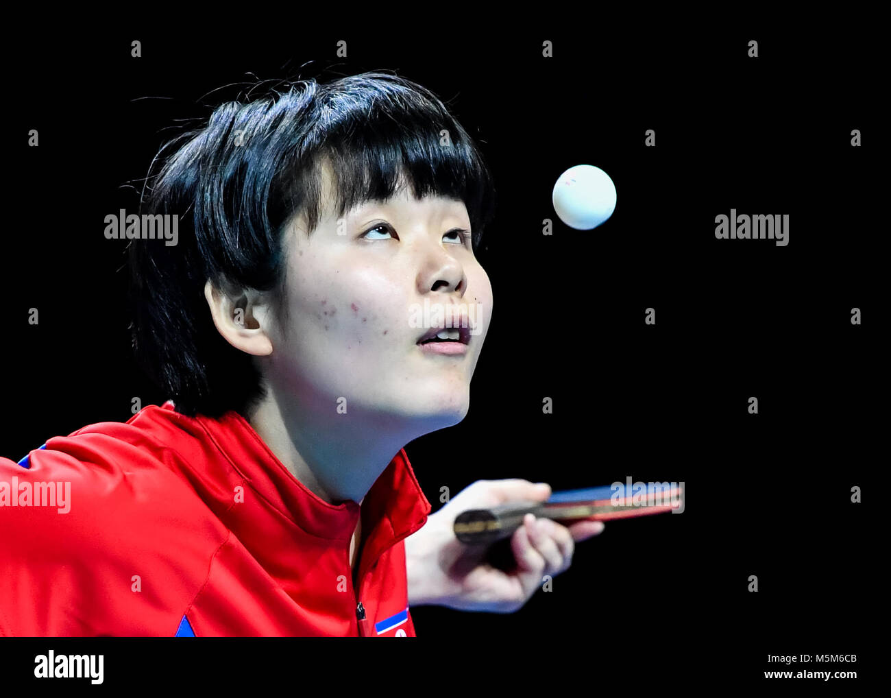 London, UK, 24. Feb 2018. Cha Hyo Sim von DPR Korea während der International Table Tennis Federation Team WM-Halbfinale der Frauen Match zwischen Hina Hayata Japans in Kupfer, Arena. Credit: Taka G Wu Stockfoto