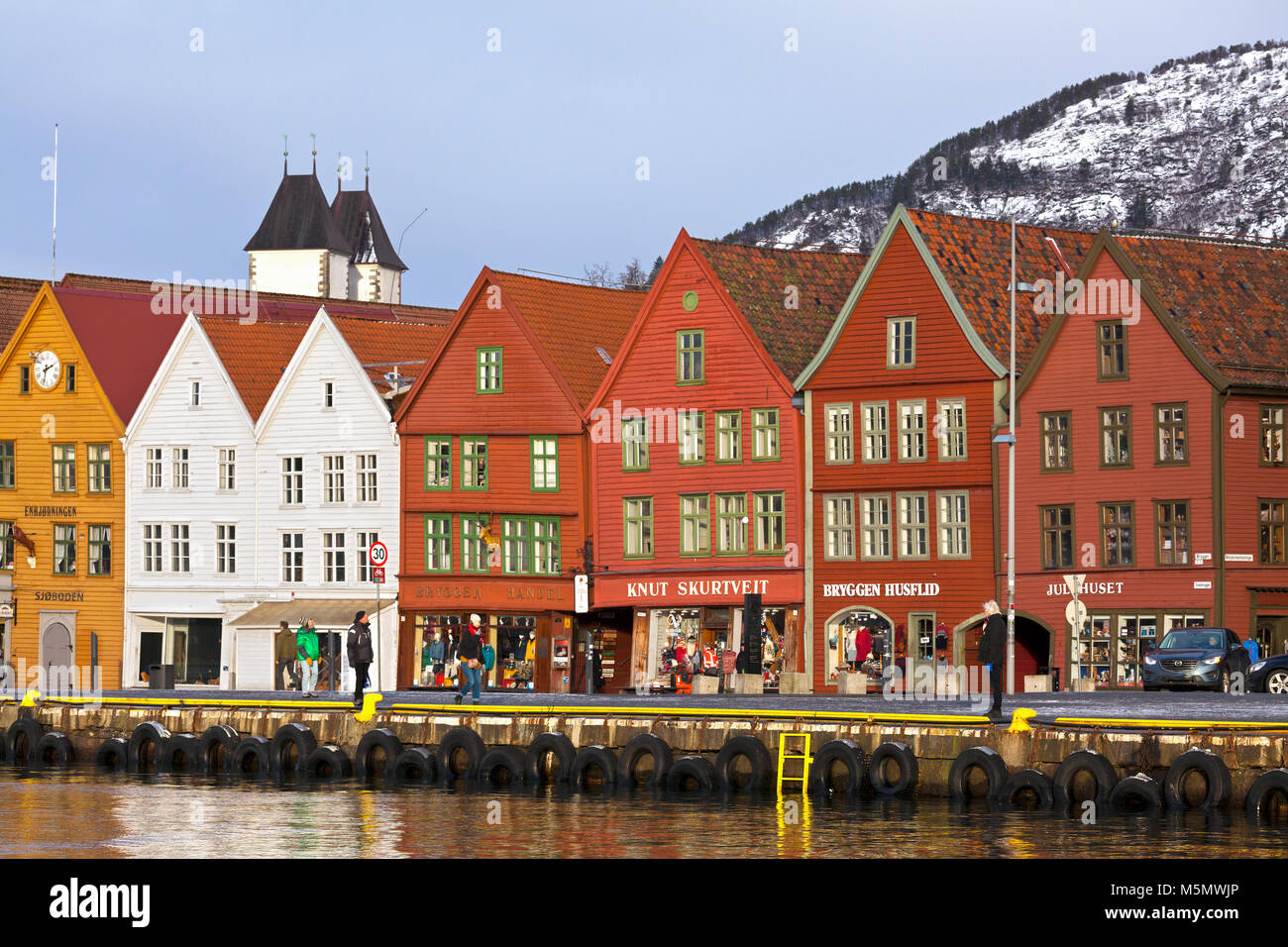 Architektur bei der UNESCO geschützten Bryggen in der Innenstadt von Bergen an der Westküste Norwegen Stockfoto