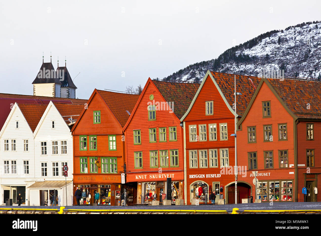 Architektur bei der UNESCO geschützten Bryggen in der Innenstadt von Bergen an der Westküste Norwegen Stockfoto