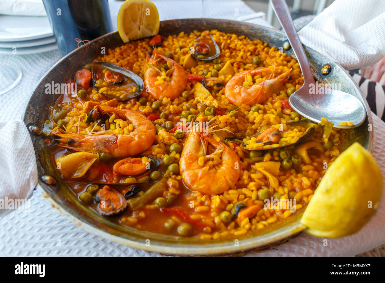 Spanisch traditionelles Gericht Paella Stockfoto